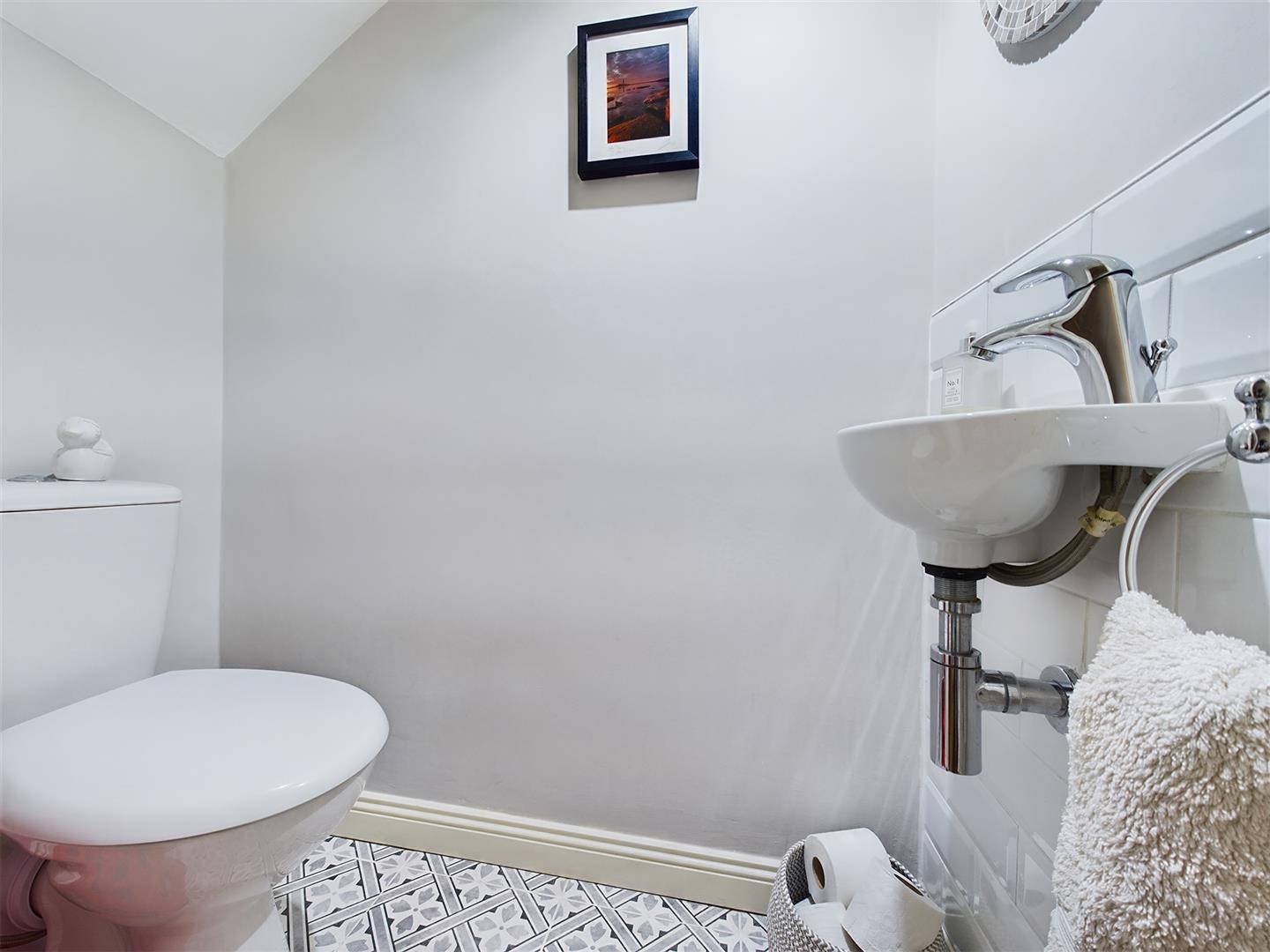 For Sale 47 Roxburgh Terrace, Whitley Bay, NE26 1DR Embleys